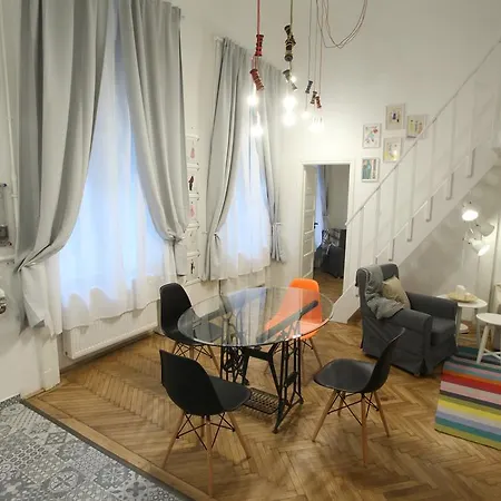 Apartment Tailor In The Center Budapest